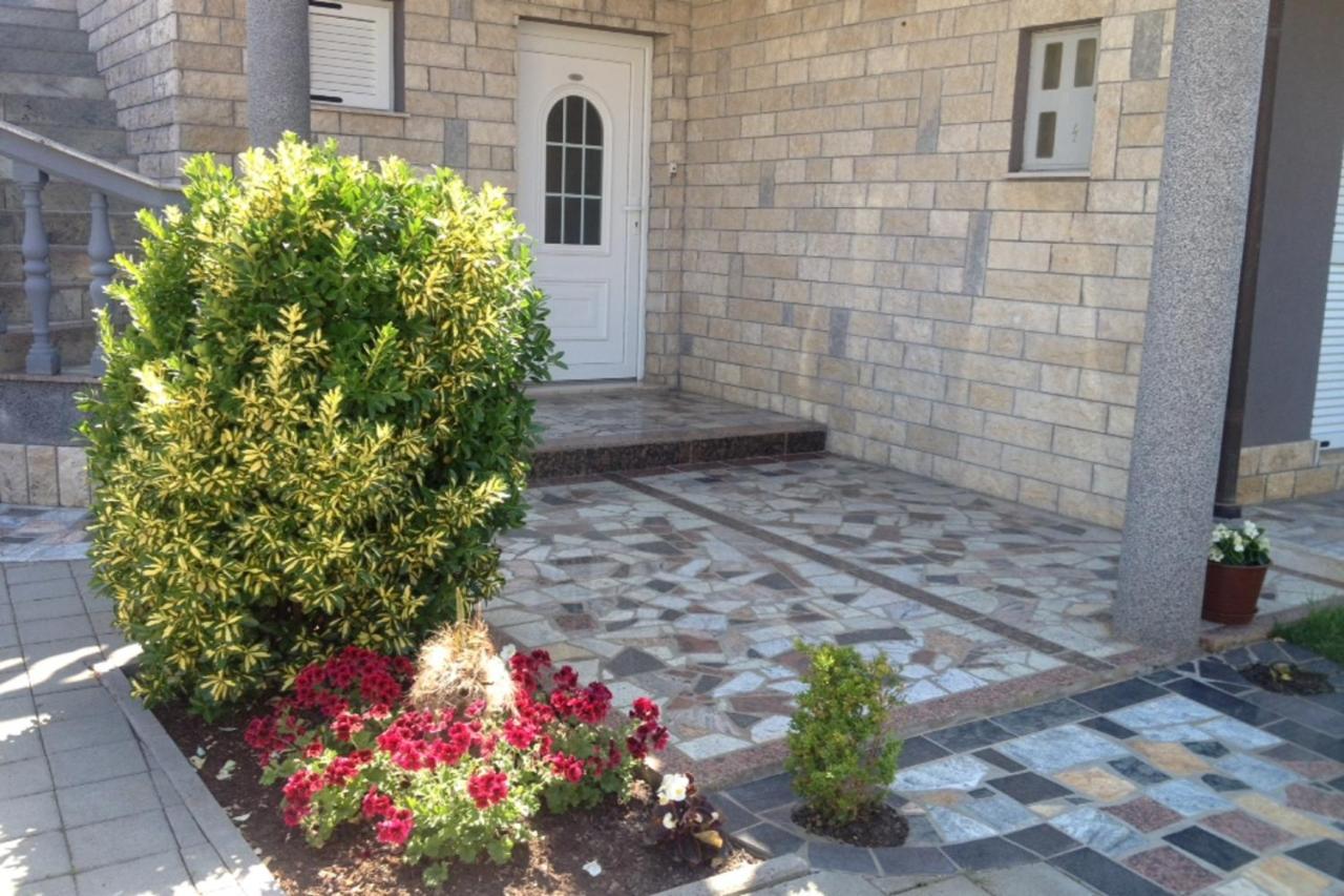 Deluxe Apartment Bluebay Oasis Fazana Exterior photo